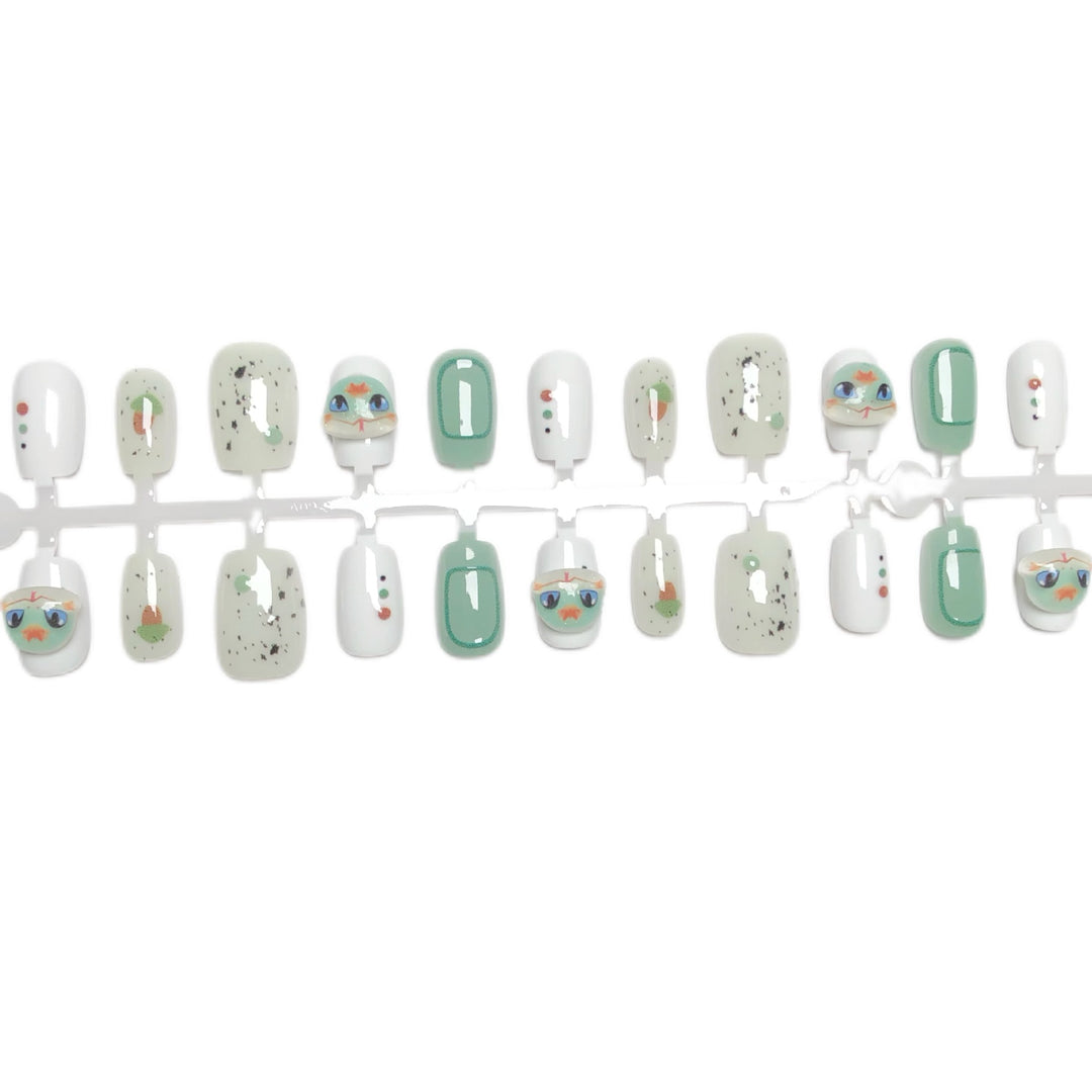 Creative Decorative Press-On Nail Set