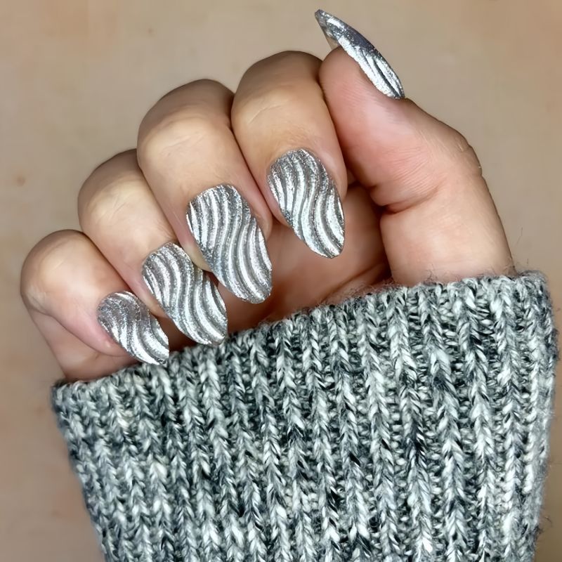 Sculpted Press-On Nail Art Stornfield