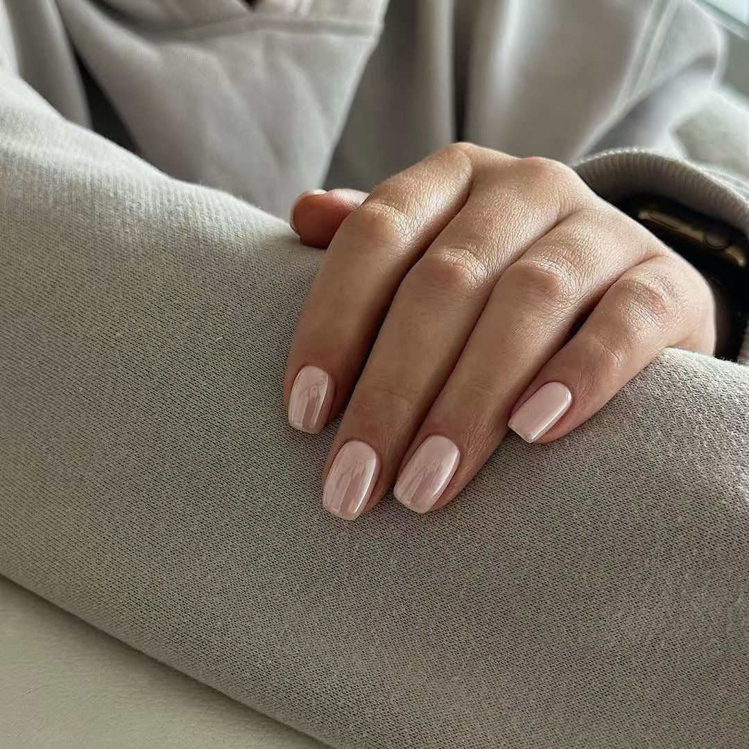 Premium Glossy Nail Coating