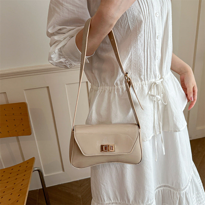 Elegant Patent Leather Mini Shoulder Bag