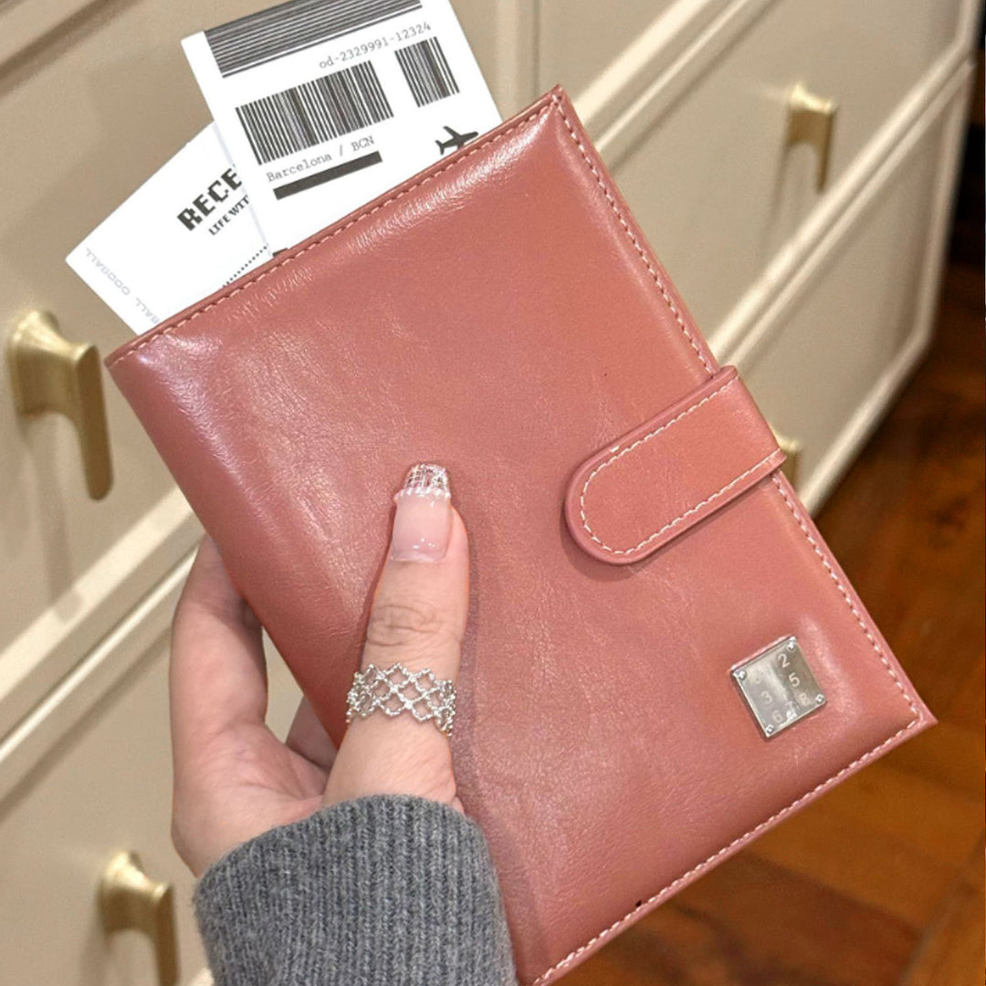 Premium Leather Travel Organizer Stornfield