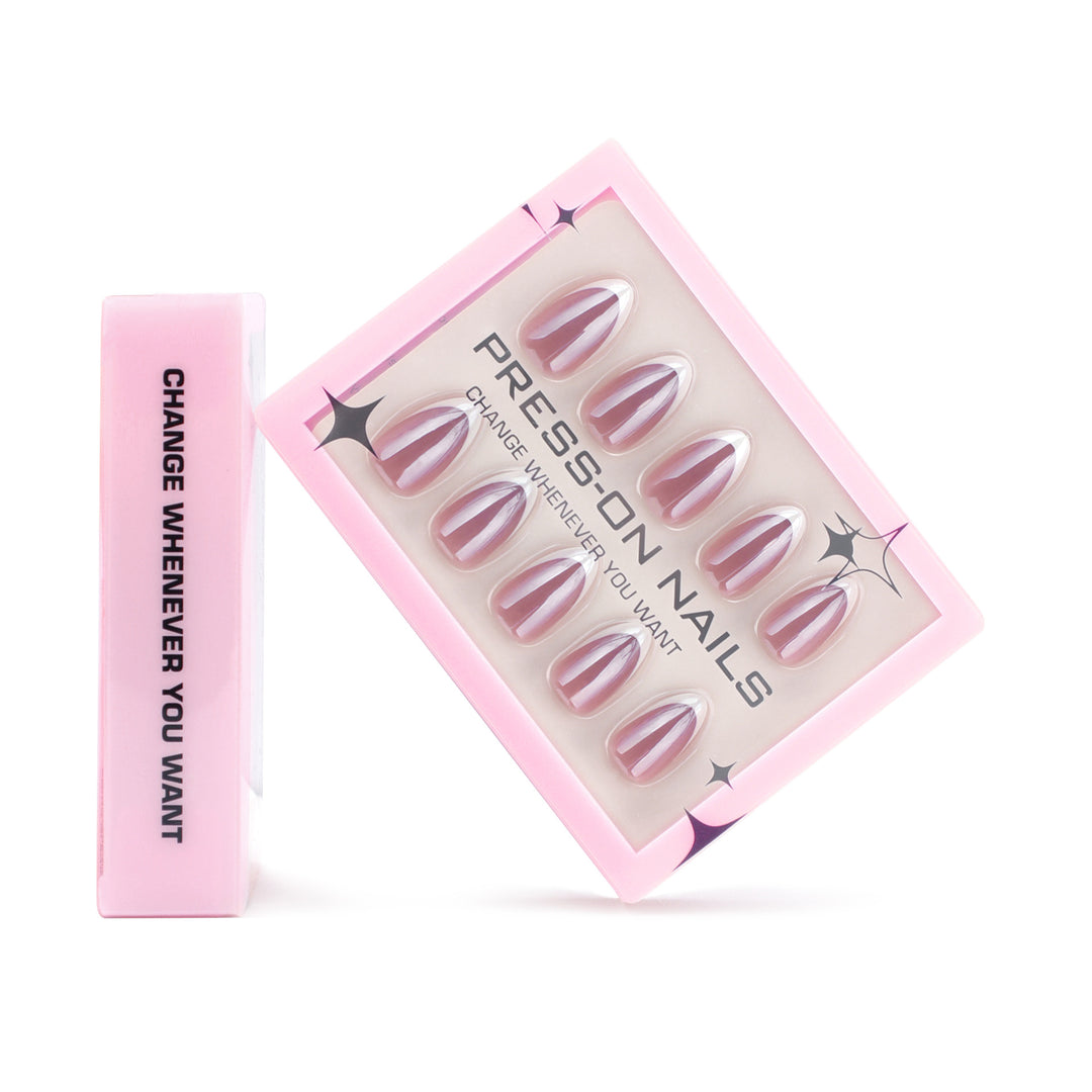 Artificial nail extensions in an elegant design Stornfield