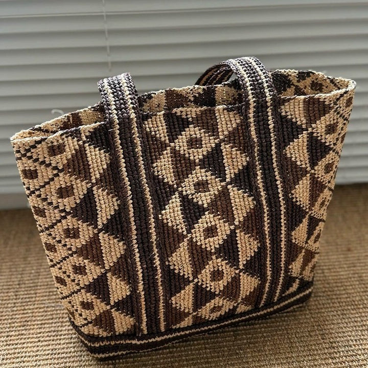 Fashionable and Practical Wicker Bag Stornfield