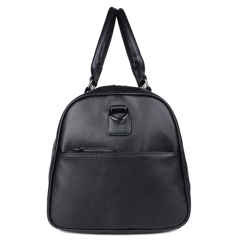 Luxurious travel bag with practical shoulder strap Stornfield