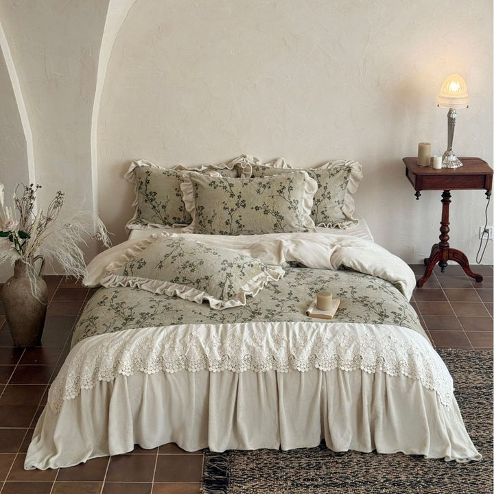 Romantic bedding set with ruffles, lace trim and bed skirt