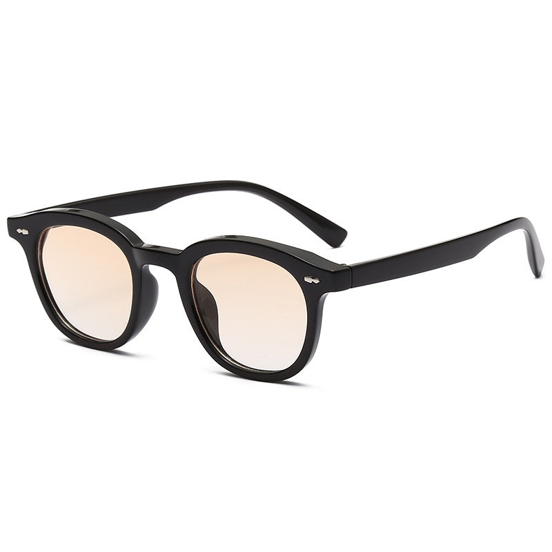 Ladies stylish sunglasses with classic retro design Stornfield