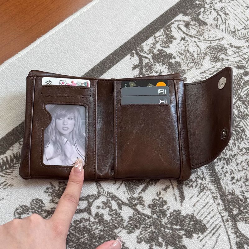 Stylish Compact Leather Cardholder Stornfield