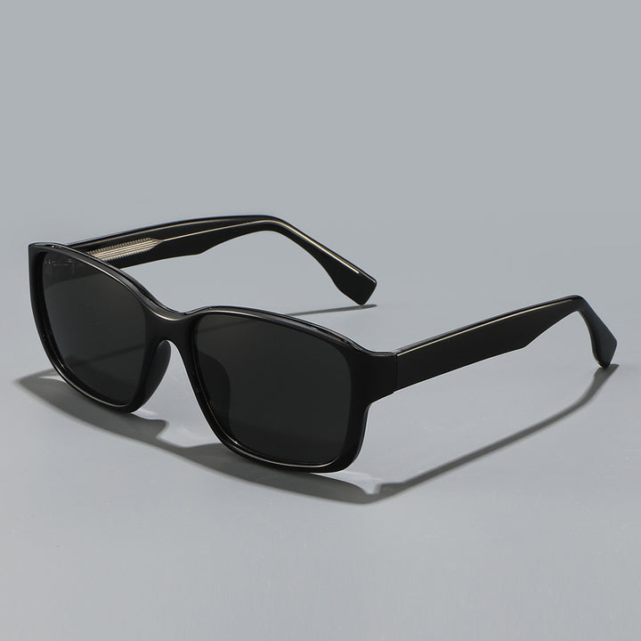 Women's sunglasses in a modern oversized style Stornfield