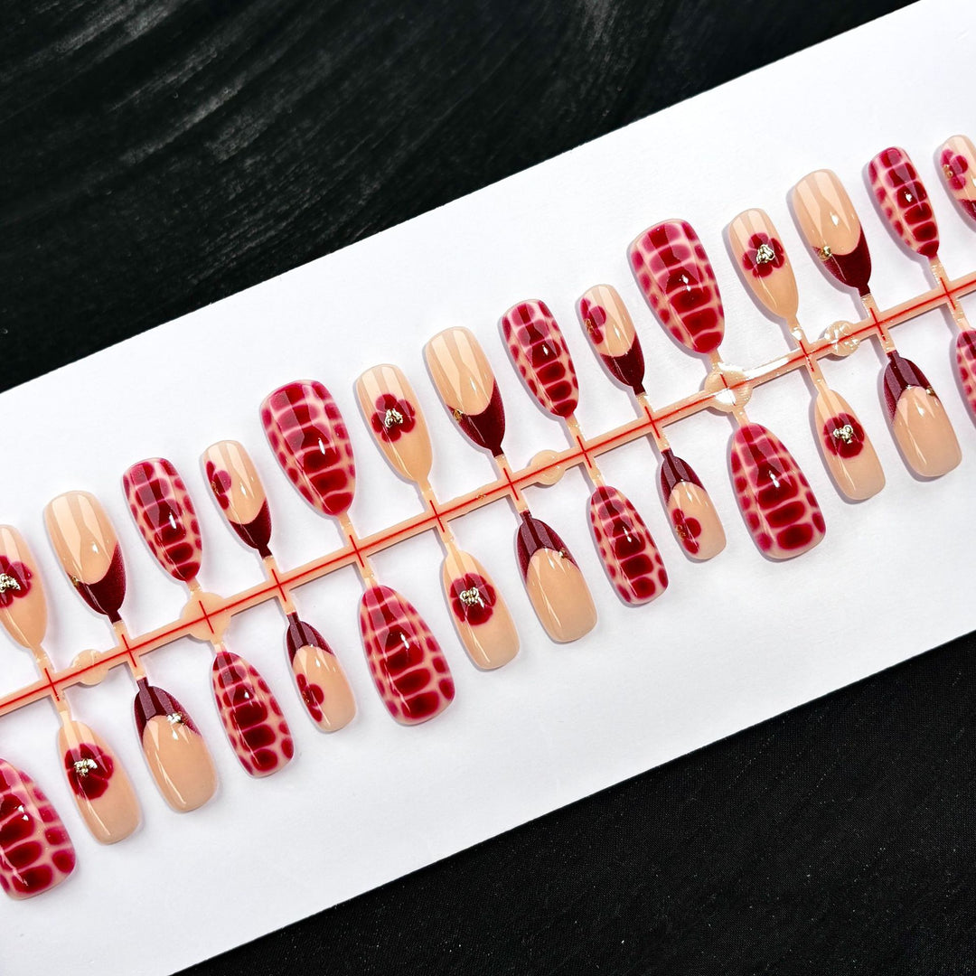 Artistic Press-On Nail Art Collection 1790745419