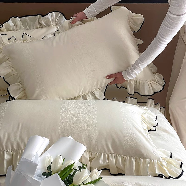 Ruffled Cotton-Sateen Duvet Cover Set with Contrasting Piped Edge and Jacquard Detail