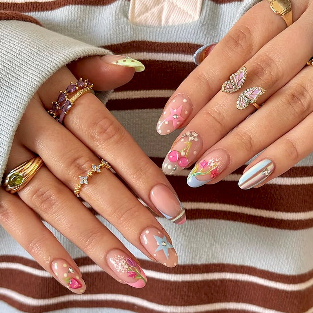 Artificial Fingernails with Creative Designs Stornfield