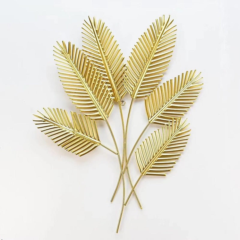 Elegant Leaf-Inspired Metal Wall Art Stornfield