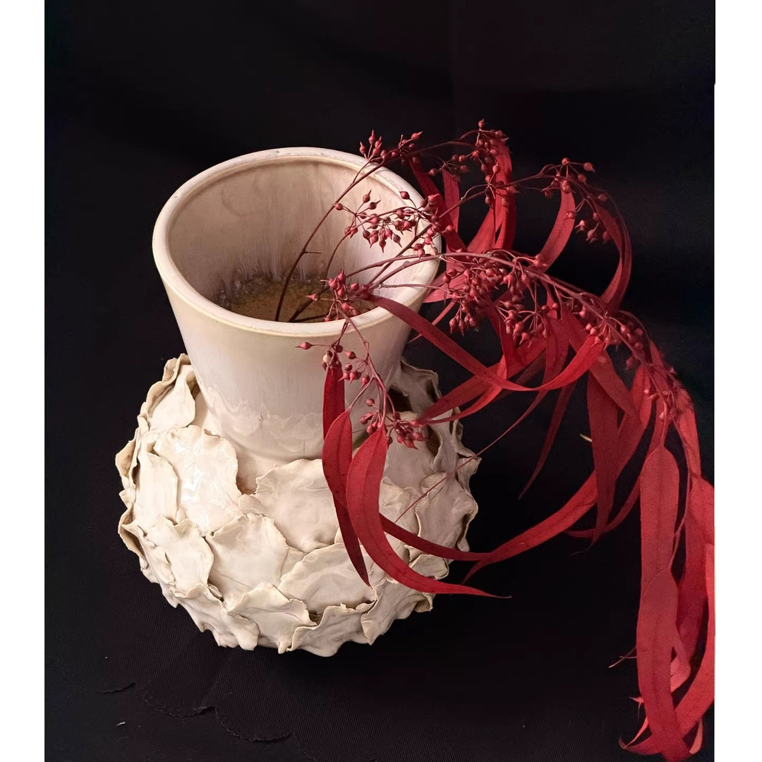 Decorative Flowered Sensitive Ceramic Vase