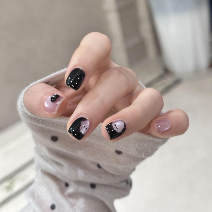 Artificial nails with modern geometric designs Stornfield