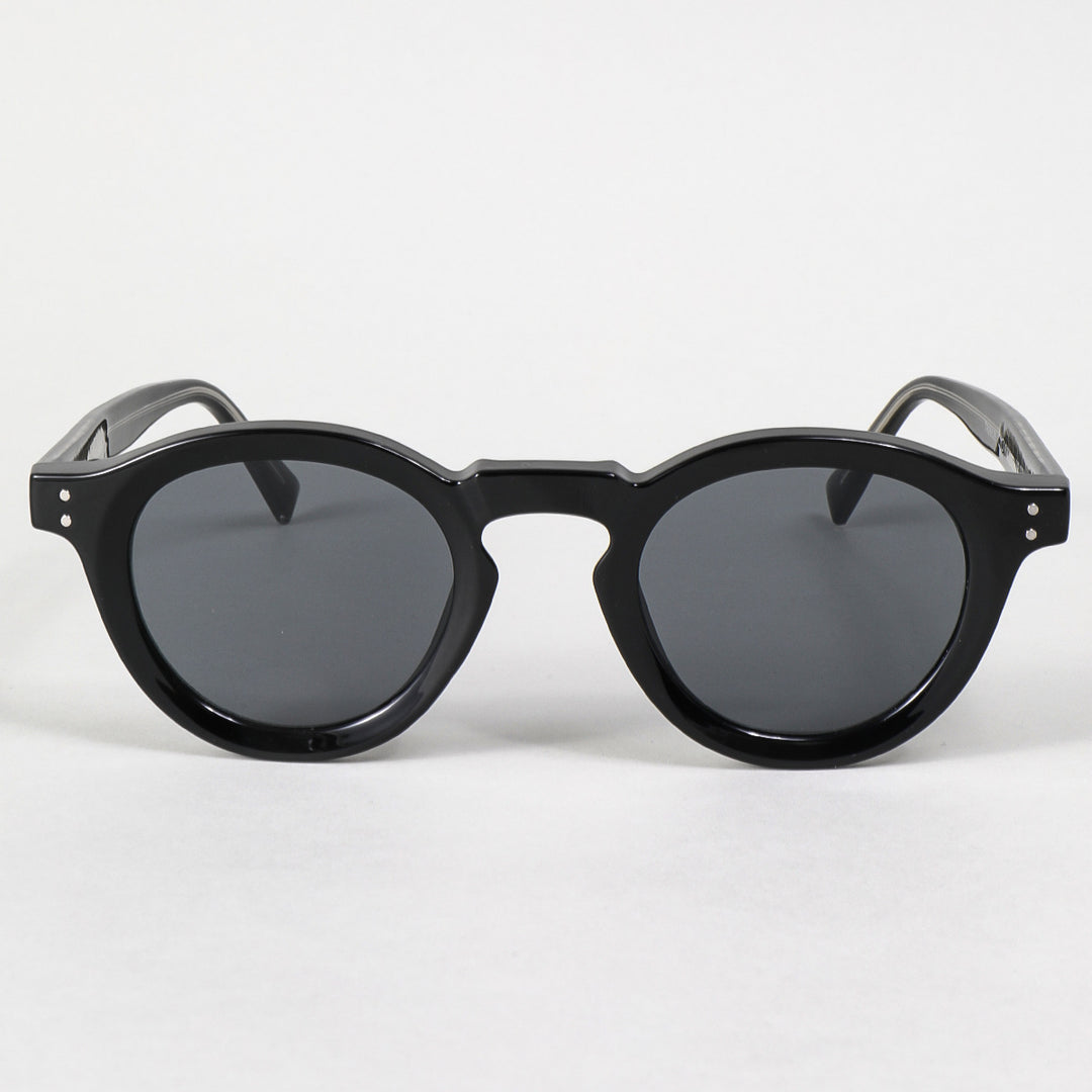 Ladies fashionable sunglasses in classic round style Stornfield