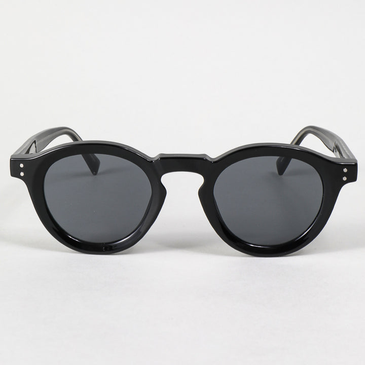 Ladies fashionable sunglasses in classic round style Stornfield