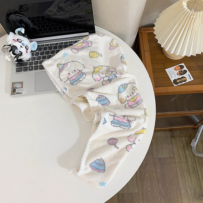 Cuddly blanket with playful animal motif Stornfield