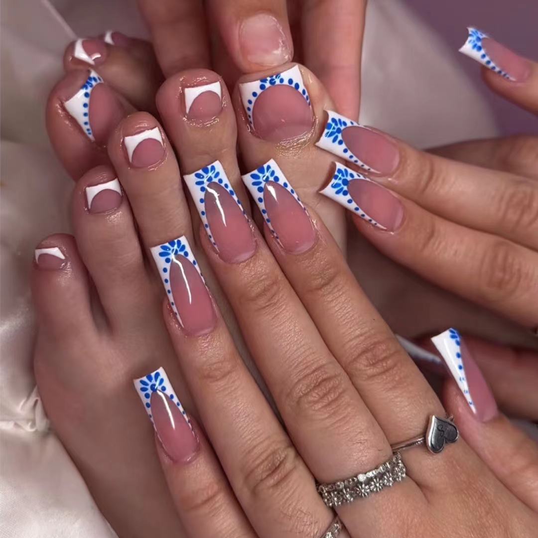 Elegant Nail Art Extensions Stornfield