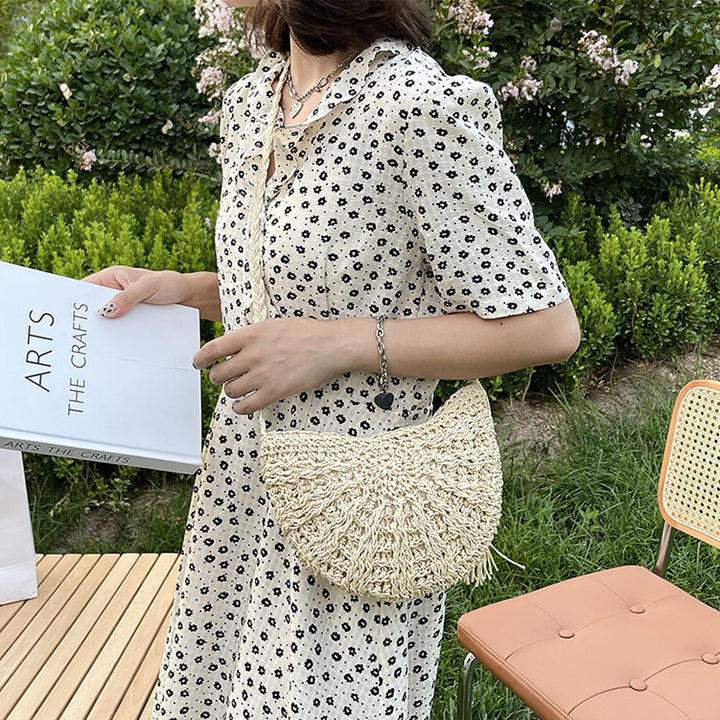 Hand-knotted shoulder bag with fringes Stornfield