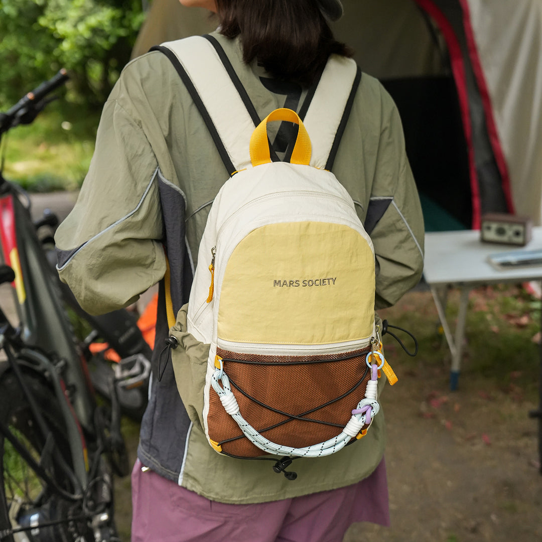 Lightweight Multi-Pocket Sling Bag Stornfield