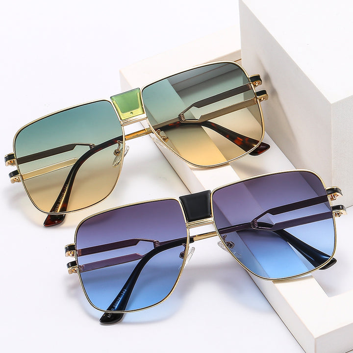 Women modern square sunglasses with elegant metal frame Stornfield