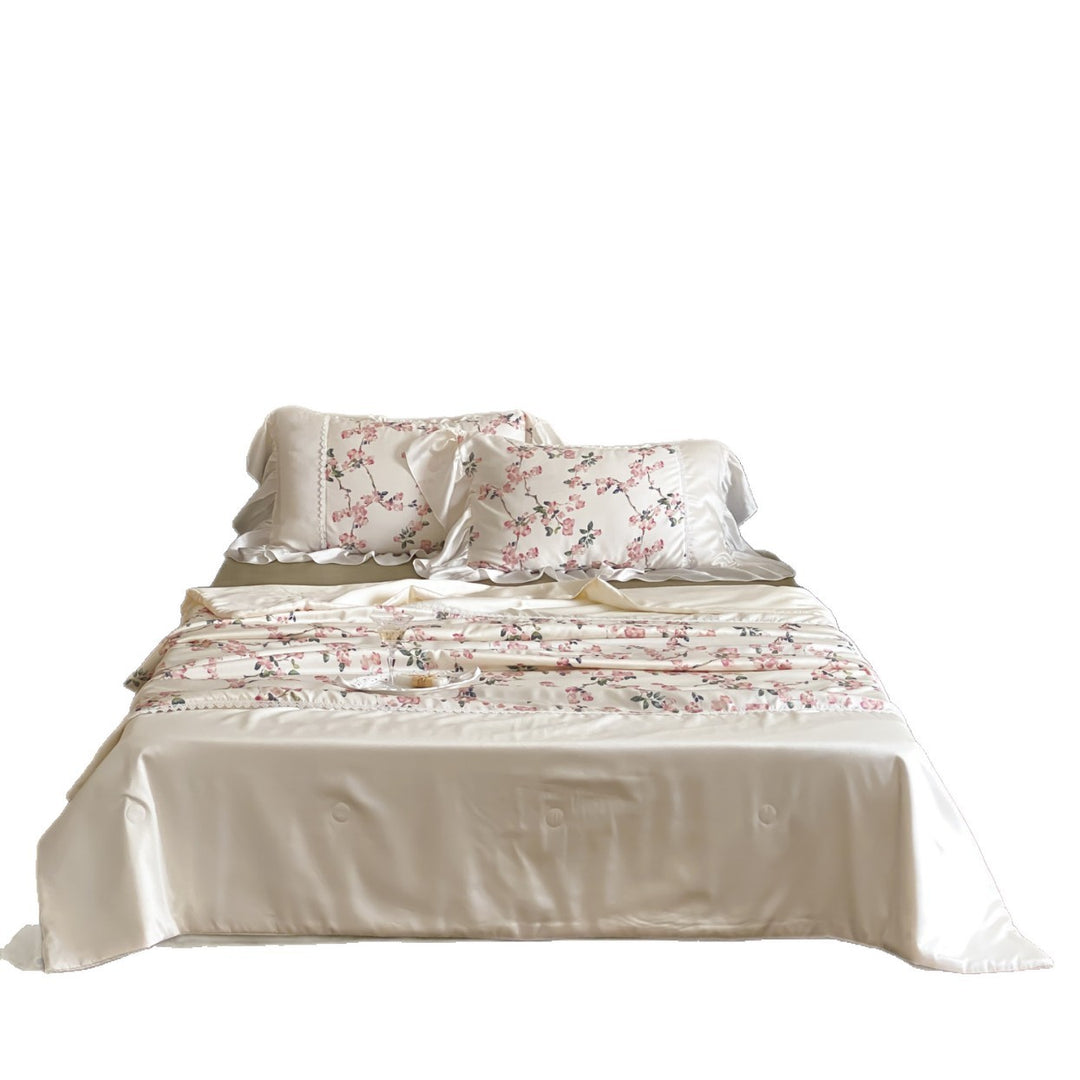 Noble satin bedding set with floral all-over print and ruffled pillow