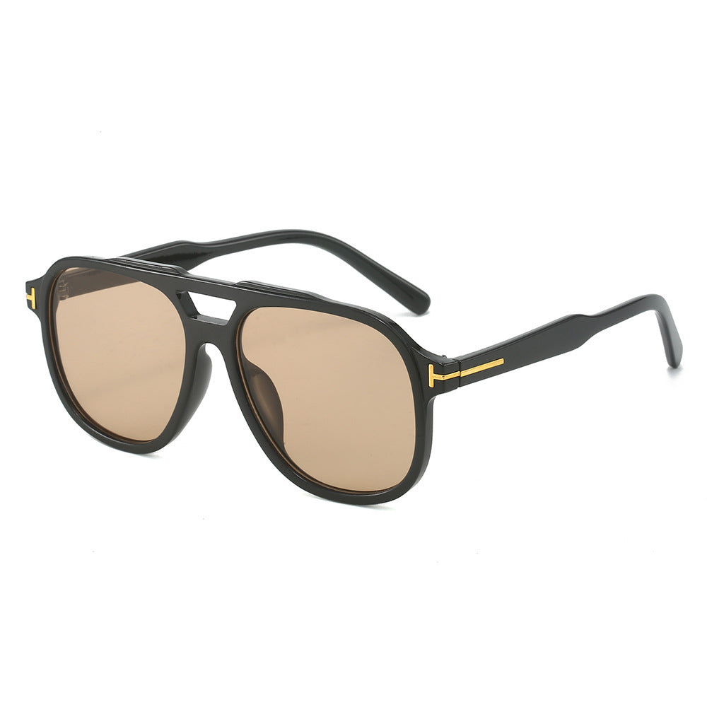 Retro-Inspired Oversized Sunglasses Stornfield