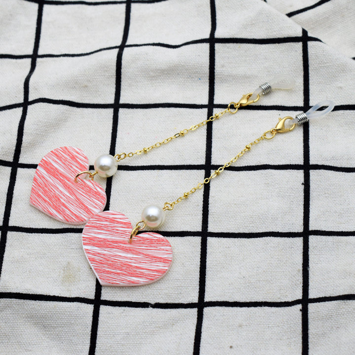 Heart-Shaped Eyewear Chain with Pearl Accents Stornfield