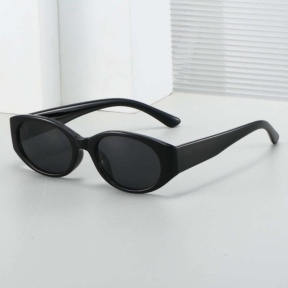 Women’s fashionable sunglasses with curved design and elegant shape Stornfield