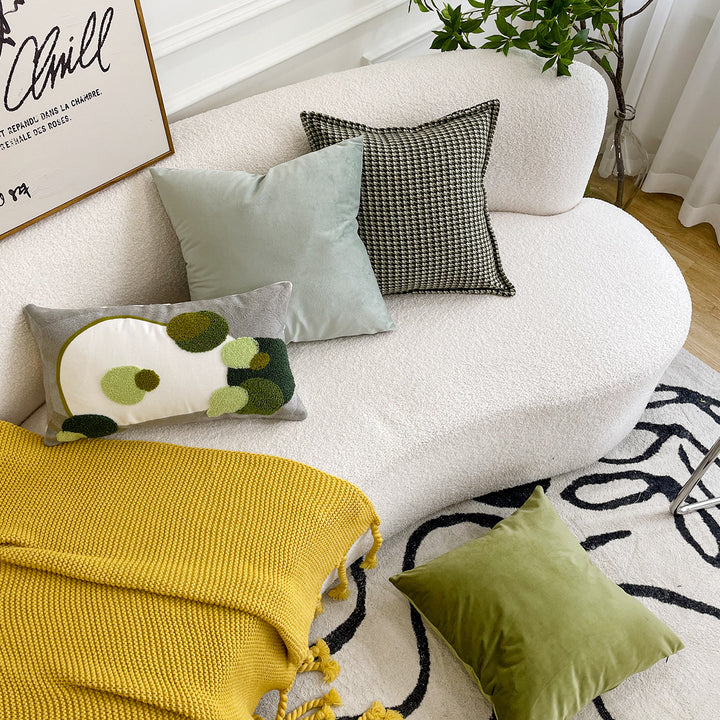 High-quality, velvety decorative pillow