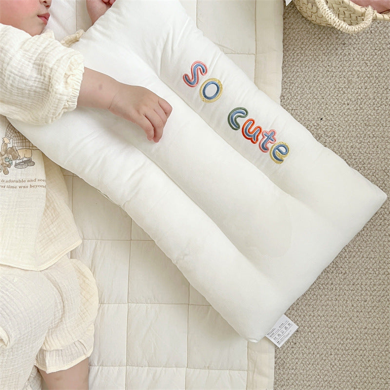 Unisex cuddly blanket with a cheerful animal motif Stornfield