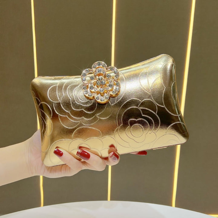 Elegant Floral Embellished Evening Clutch