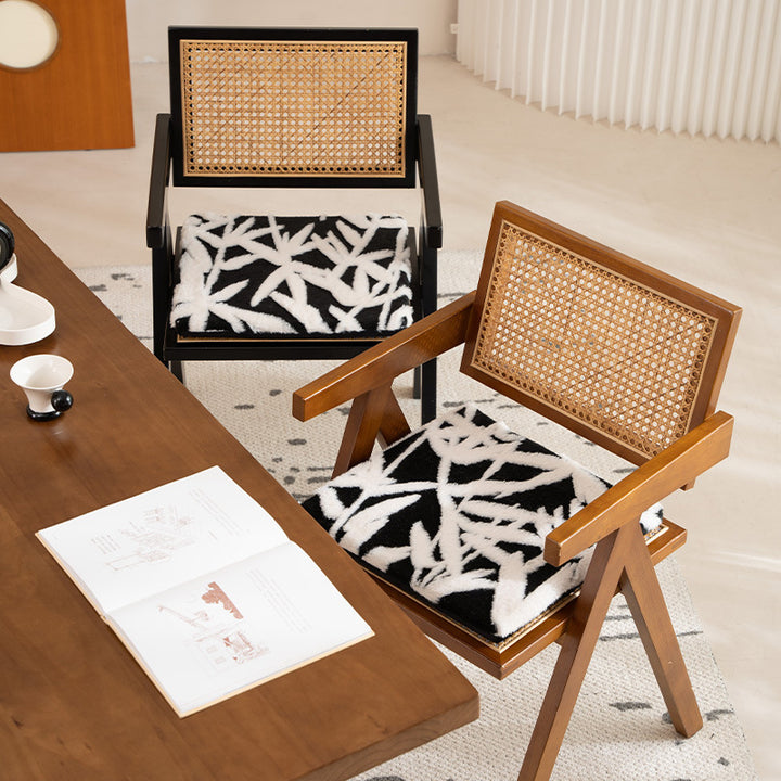 Padded seat cushion with hand-tufted leaf pattern and fastening ties Stornfield