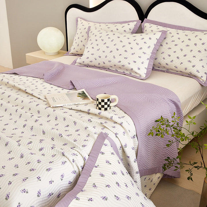 Quilted Floral Cotton Bedspread Set with Reversible Throw and Pillow Shams