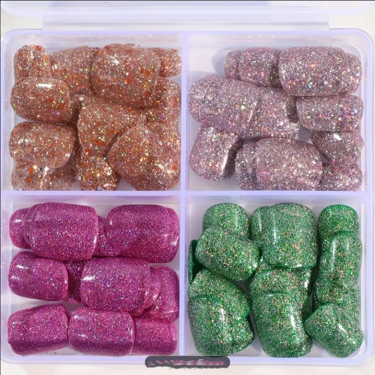 DIY Glitter Press-On Nails Stornfield