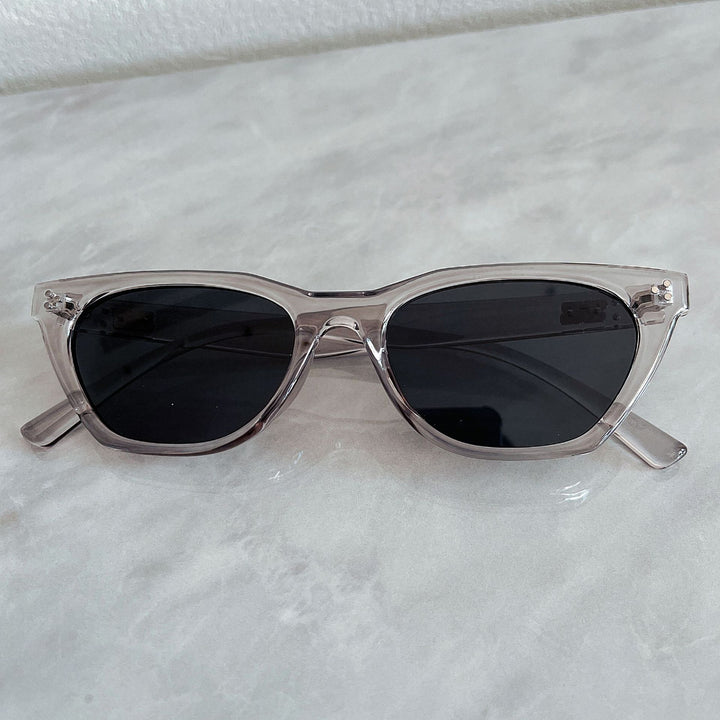 Ladies fashionable retro sunglasses with elegant design Stornfield