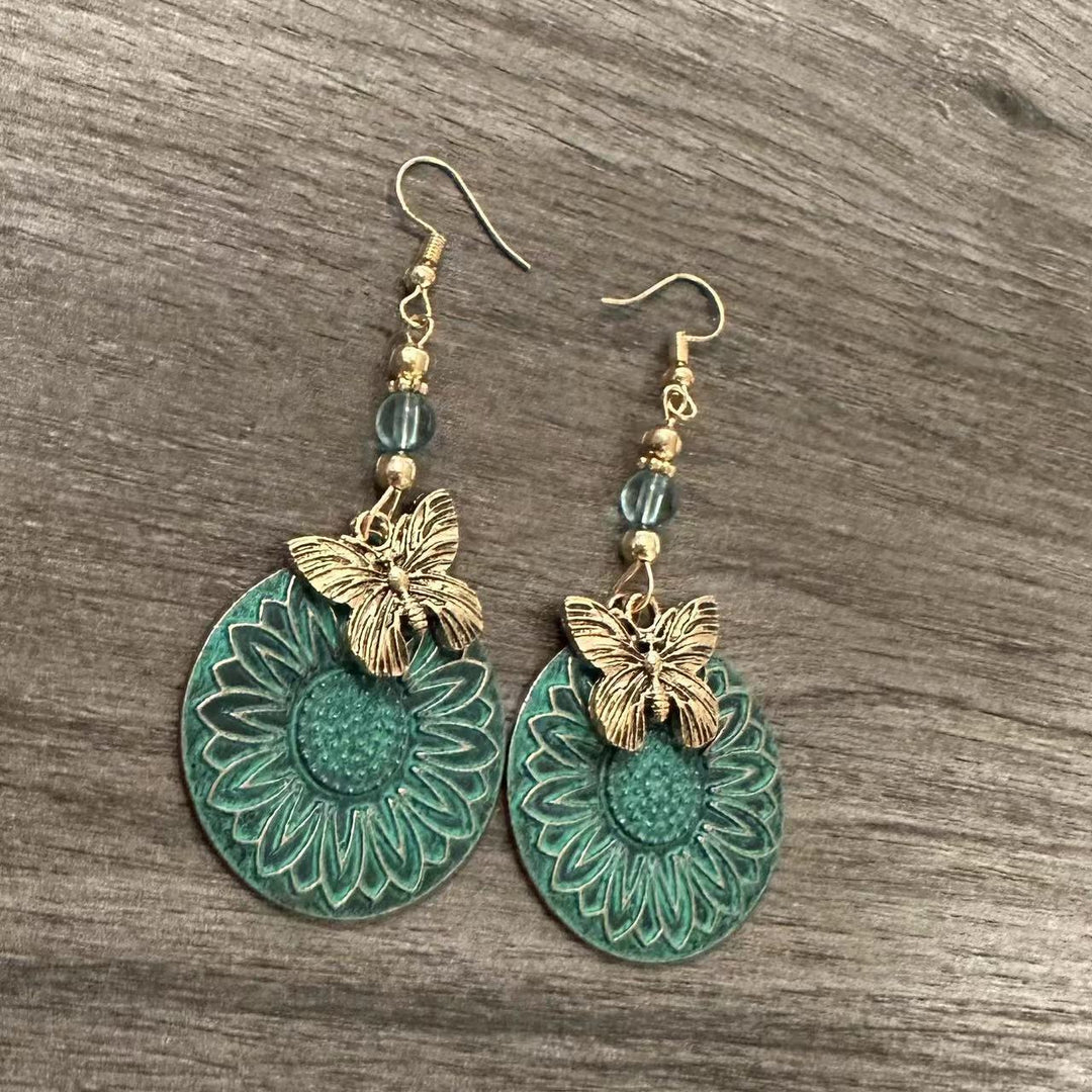 Elegant earrings with floral motif and butterflies Stornfield