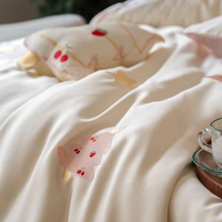 Cozy Cartoon-Themed Bedding Set