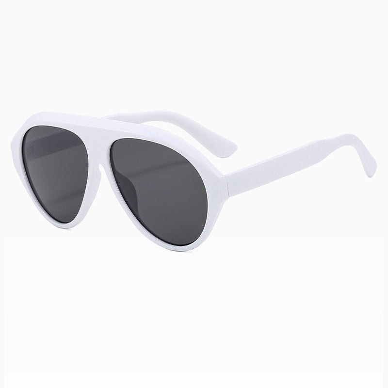 Women's Sporty Sunglasses with Sleek Design and Polarized Lenses Stornfield
