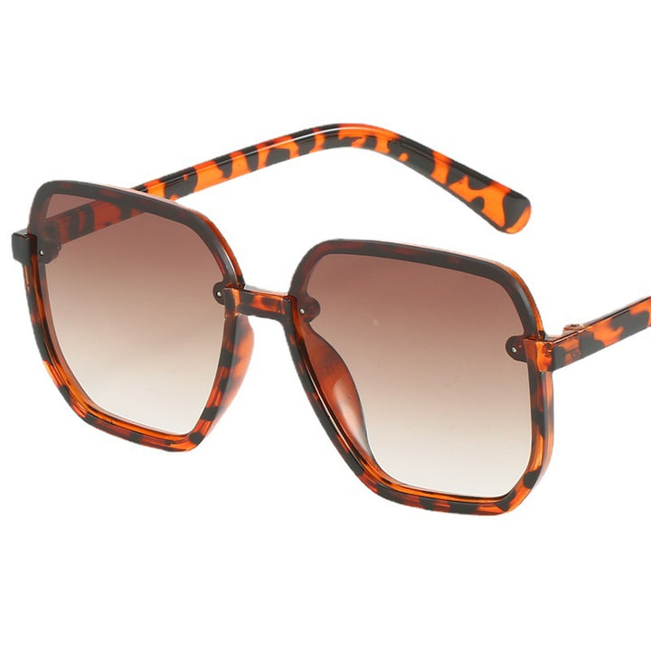 Women’s geometric sunglasses in modern design Stornfield