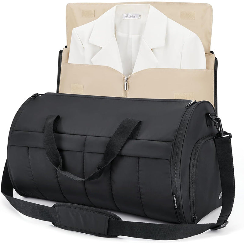 Stylish Travel Bag with Integrated Suit Compartment Stornfield