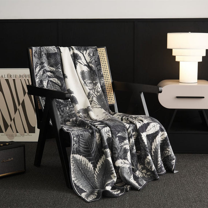 Luxury Jacquard Cotton Throw Blanket with Botanical Pattern