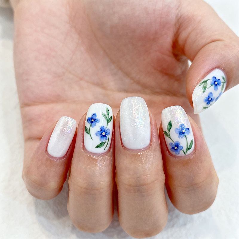 Floral Themed Acrylic Nail Art Stornfield