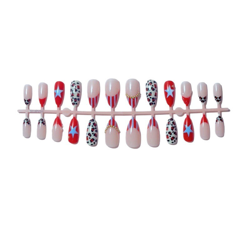 Artistic Nail Tips in Retro Style Stornfield