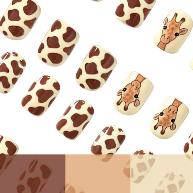 Artistic Giraffe-Themed Nail Art Extensions Stornfield