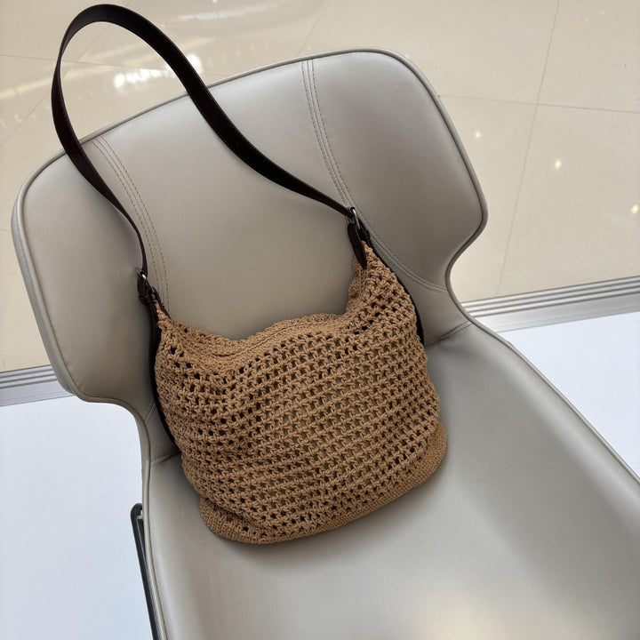 Hand-knotted strap bag Stornfield