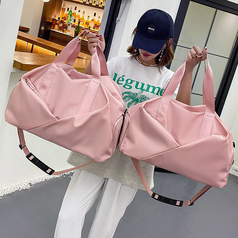 sporty travel bag with intelligent compartment design and adjustable shoulder strap Stornfield