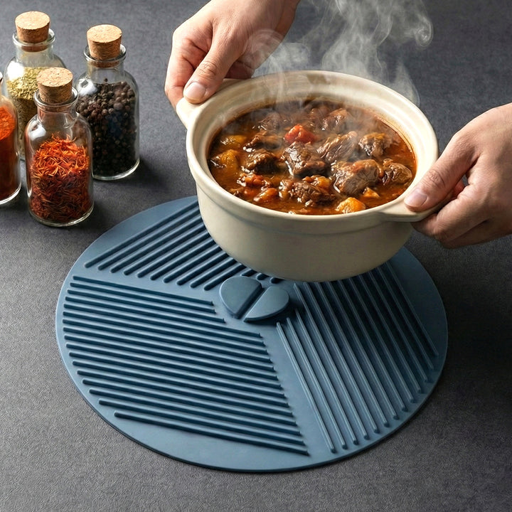 Silicone kitchen lid with innovative steam valve Stornfield
