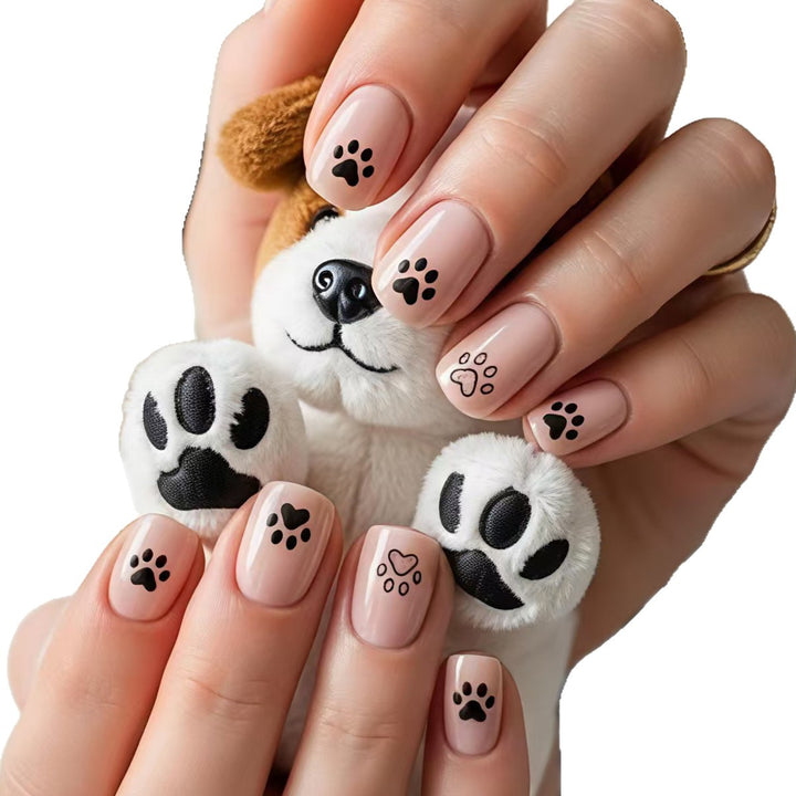 Fake nails with cute paw print design Stornfield