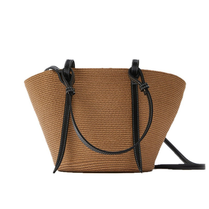 Generous basket bag with elegant leather accents Stornfield